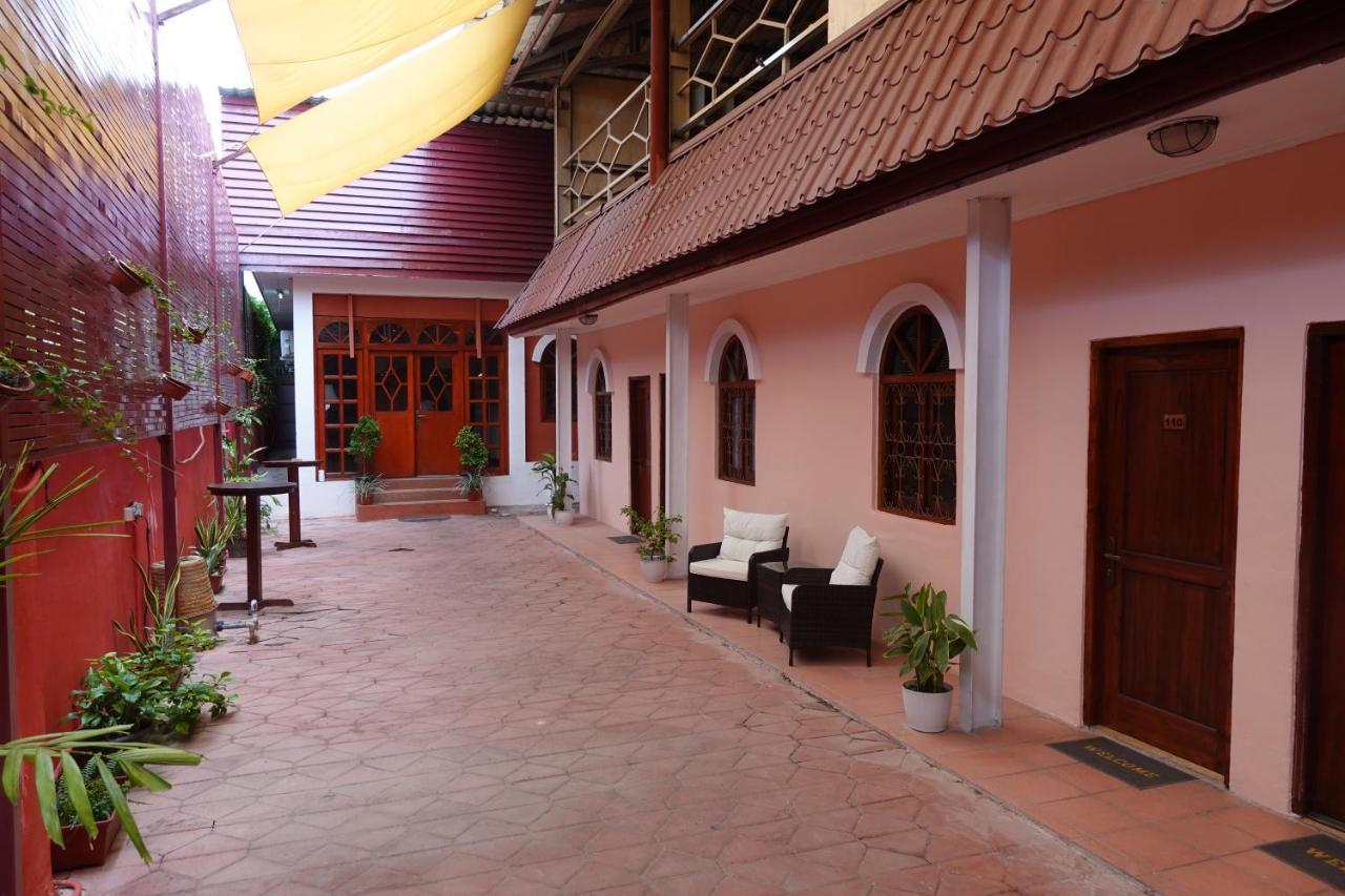 Sunset Inn By Pro-Ema Dili Exterior foto